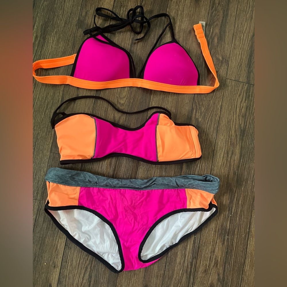 Victoria’s Secret Swim.  Size Large. 2 tops and 1 bottom. GUC